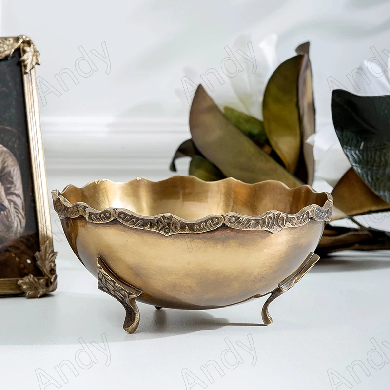 

Handmade Brass Storage Tray European Living Room Desktop Fruit Tray Bedroom Jewelry Organizer Modern Relief Lace Home Decoration