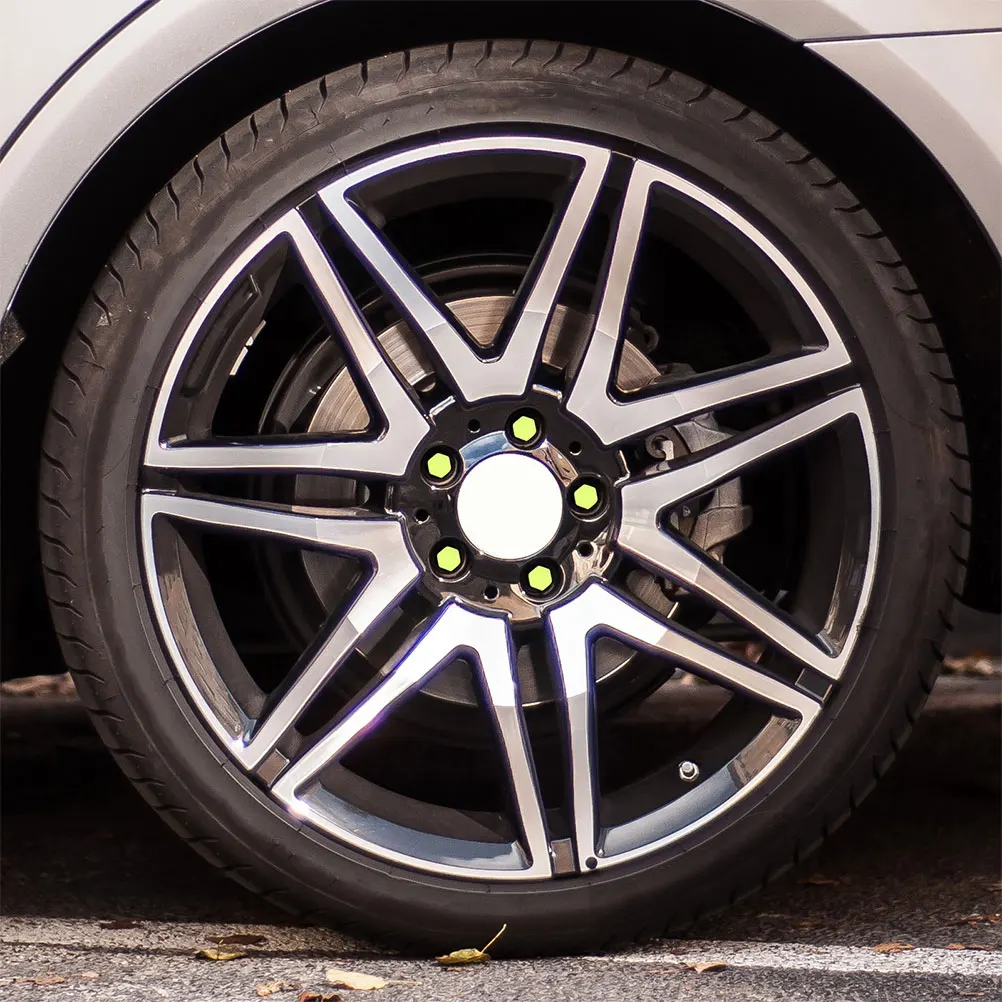 

20Pcs Night Glow Car Wheel Lug Nut Covers Durable Wear Resistant Easy Installation Safety Car Wheel Lug Nut Covers