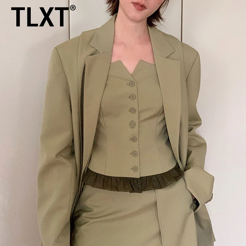 

TLXT зубчатый пиджак женский с длинным рукавом с открытой строчкой однотонный новый 2025 универсальный лоскутный модный нишевый дизайн пальто XK185