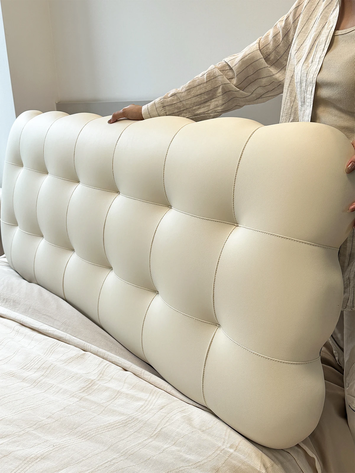 

Bedside soft bag backrest transformation cream wind