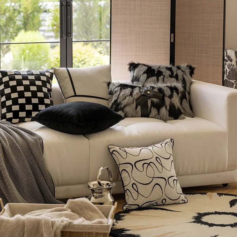 

Nordic Light Luxury Plush Cushion Cover Autumn and Winter Black Gray White Pillowcase PU Leather Patchwork Throw Pillow Covers