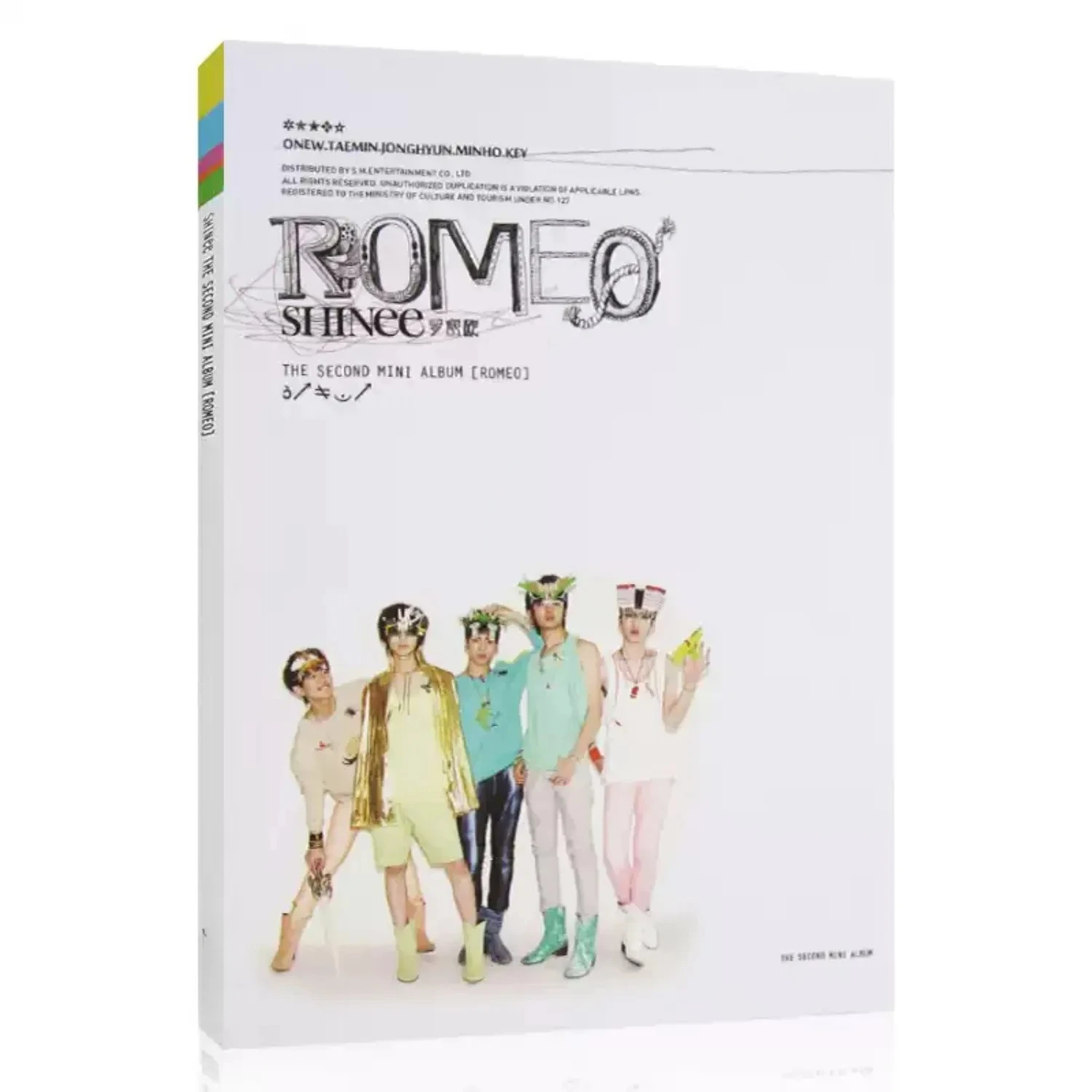 Energetic-Style Pop Music CD, Refreshing Group Portrait Photography Cover, Youthful Vibrant Popular Track Collection