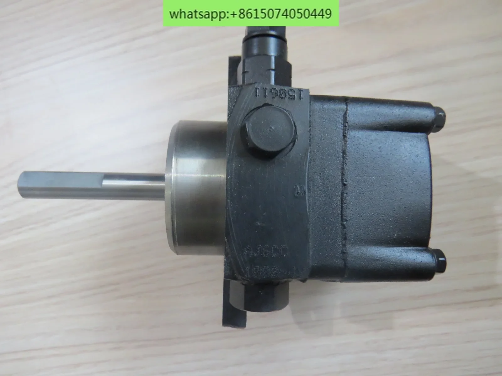 AJ6CC oil pump, for Liya Road RL100 RL130 machine