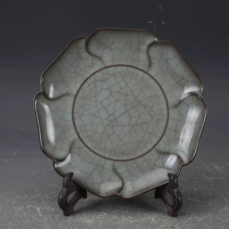 Song Dynasty Official Kiln Crackled Flower Rim Plate, Antique, Collectible, Authentic, Old Goods, Display Piece