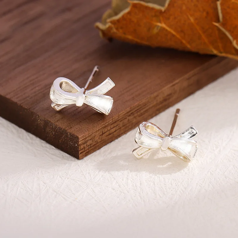 Pendientes coreanos exquisitos de mariposa para mujer, aretes cristal brillante circón, versátil, corazón amor, joyería