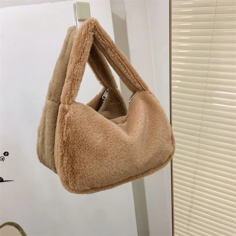 Women Plush Bag Fashion Autumn Winter Soft Elegant Lady Handbag Simple High Quality Shoulder Bags Solid Color Cute Underarm Bag