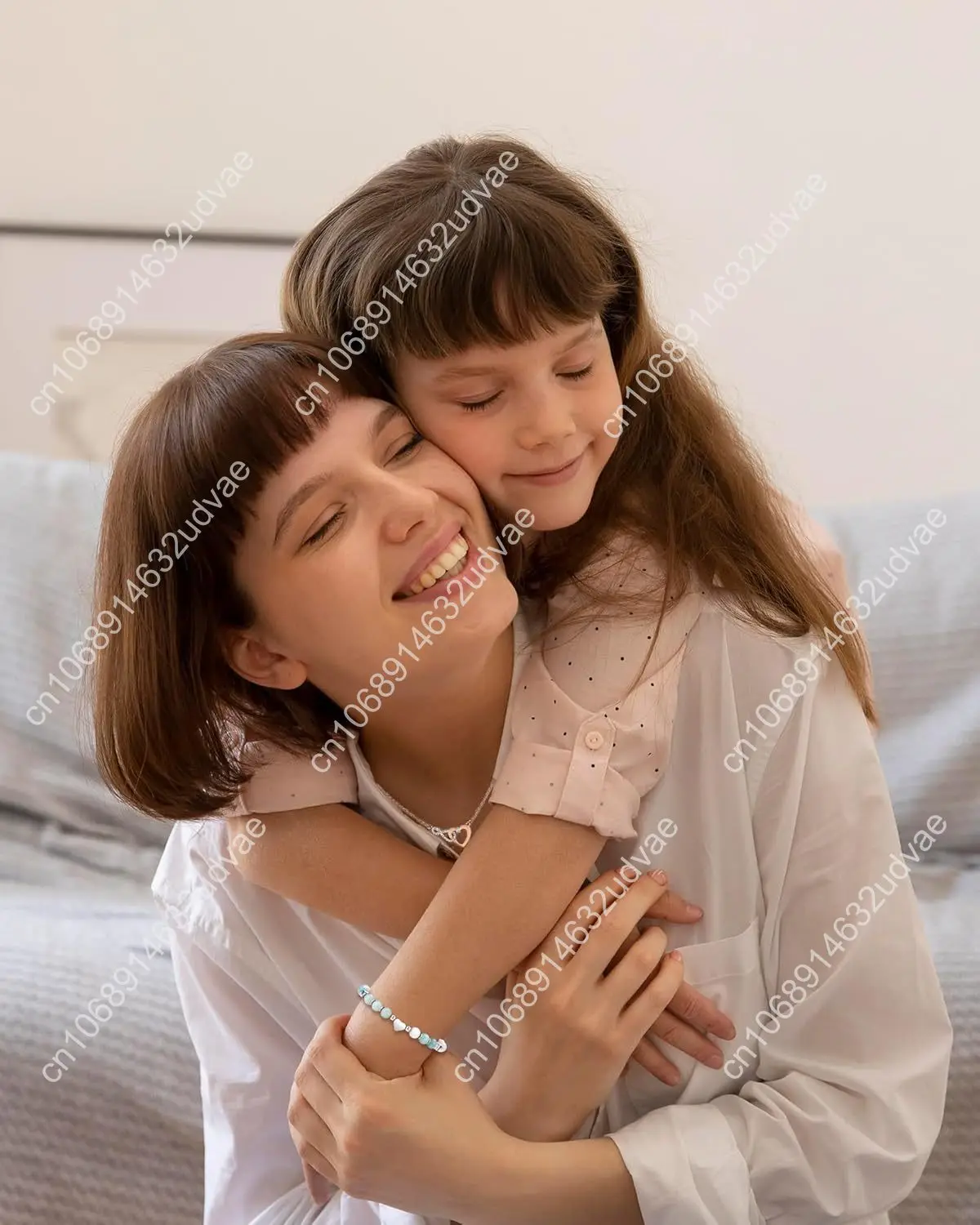 Shonyin Dainty Heart-felt Infinity Heart Necklace for Mother Daughter Girlfriend Soulmate Grandma Granddaughter Mother-in-law Fr