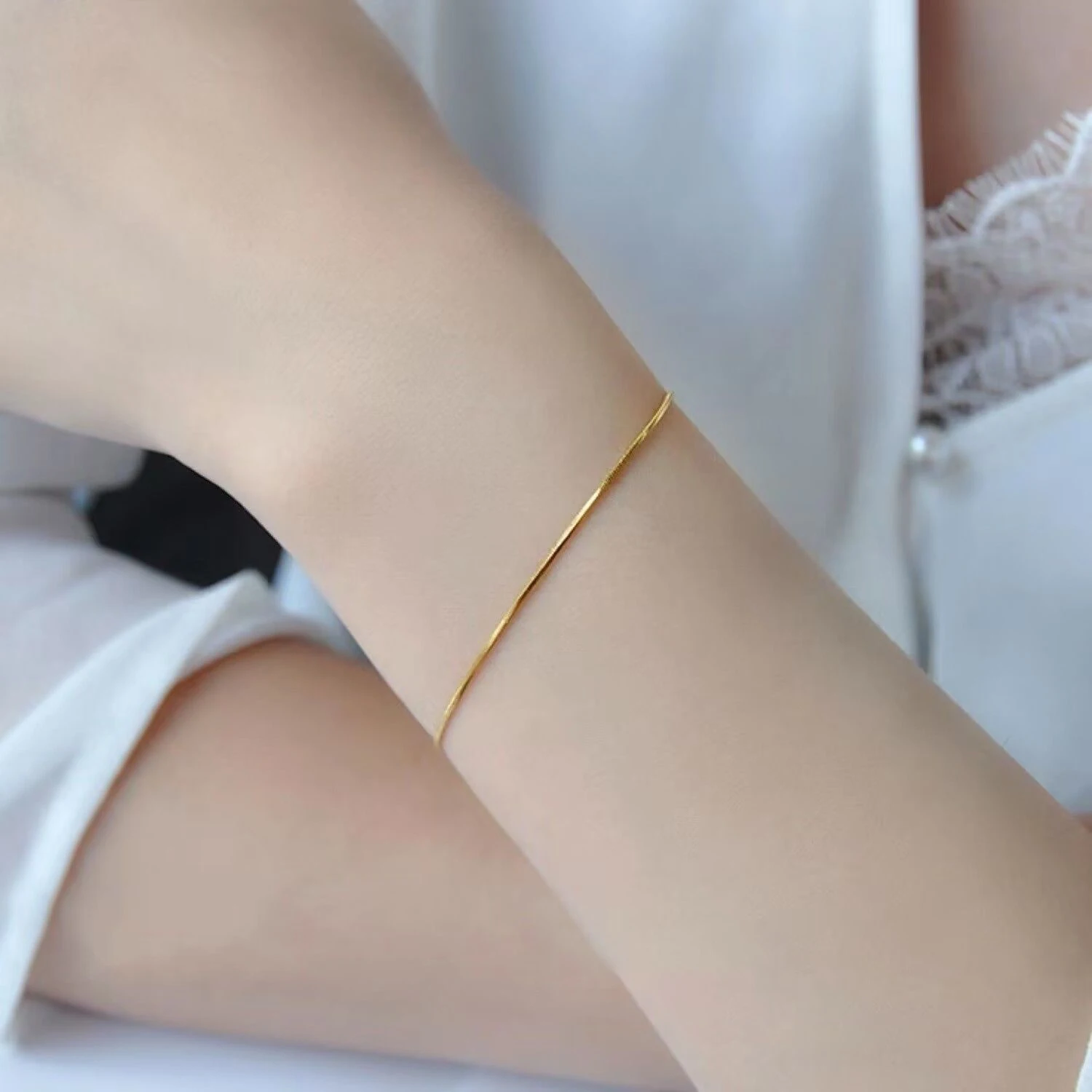 New Ultra-fine Snake Chain Bracelet Gold Simple Bracelet for Women New Style Creative Bracelet Jewelry Accessories image 2
