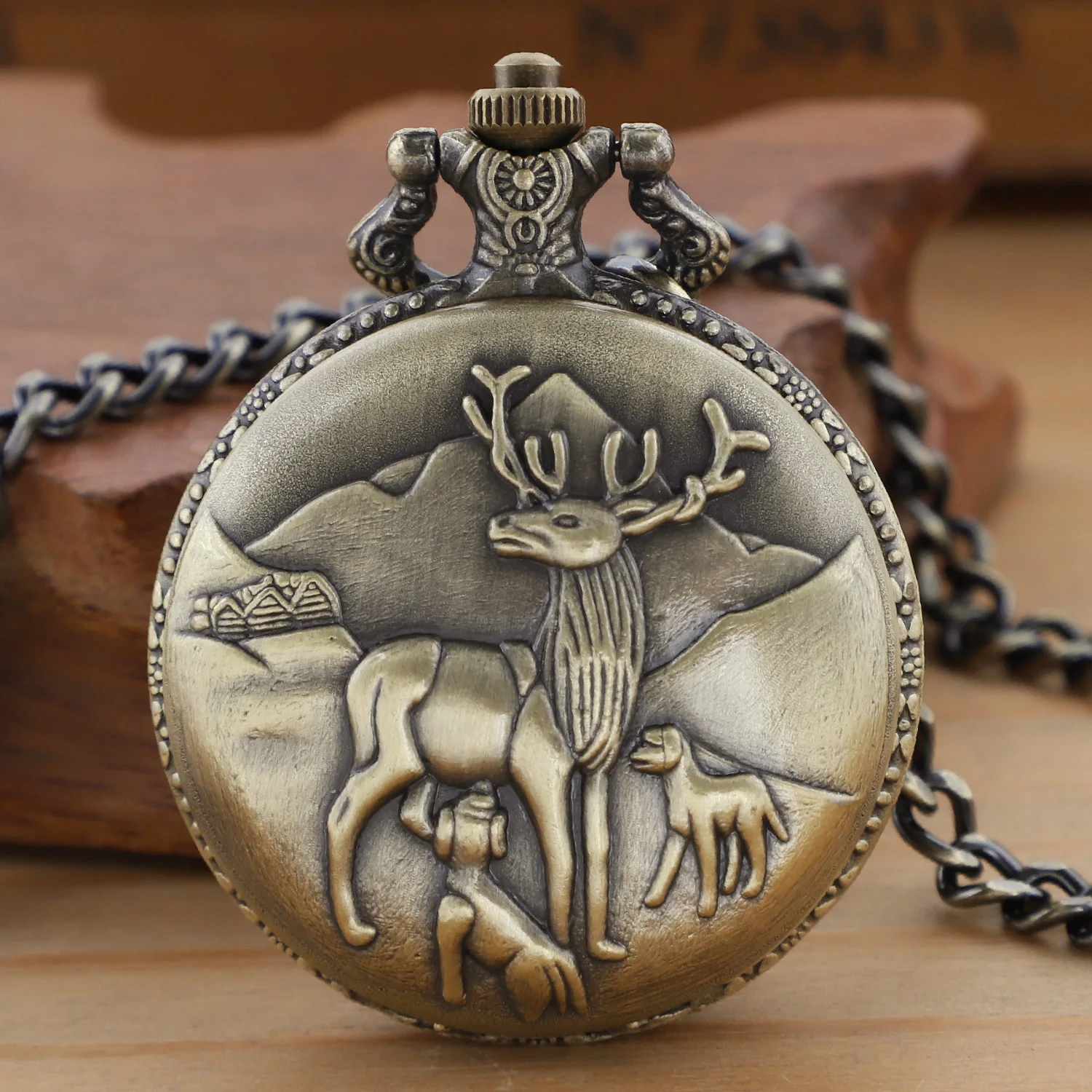 Vintage Quartz Pocket Watch Bronze Necklace Deer Carved Exquisite Clock Watch Fob Christmas jewelry Accessories Gifts
