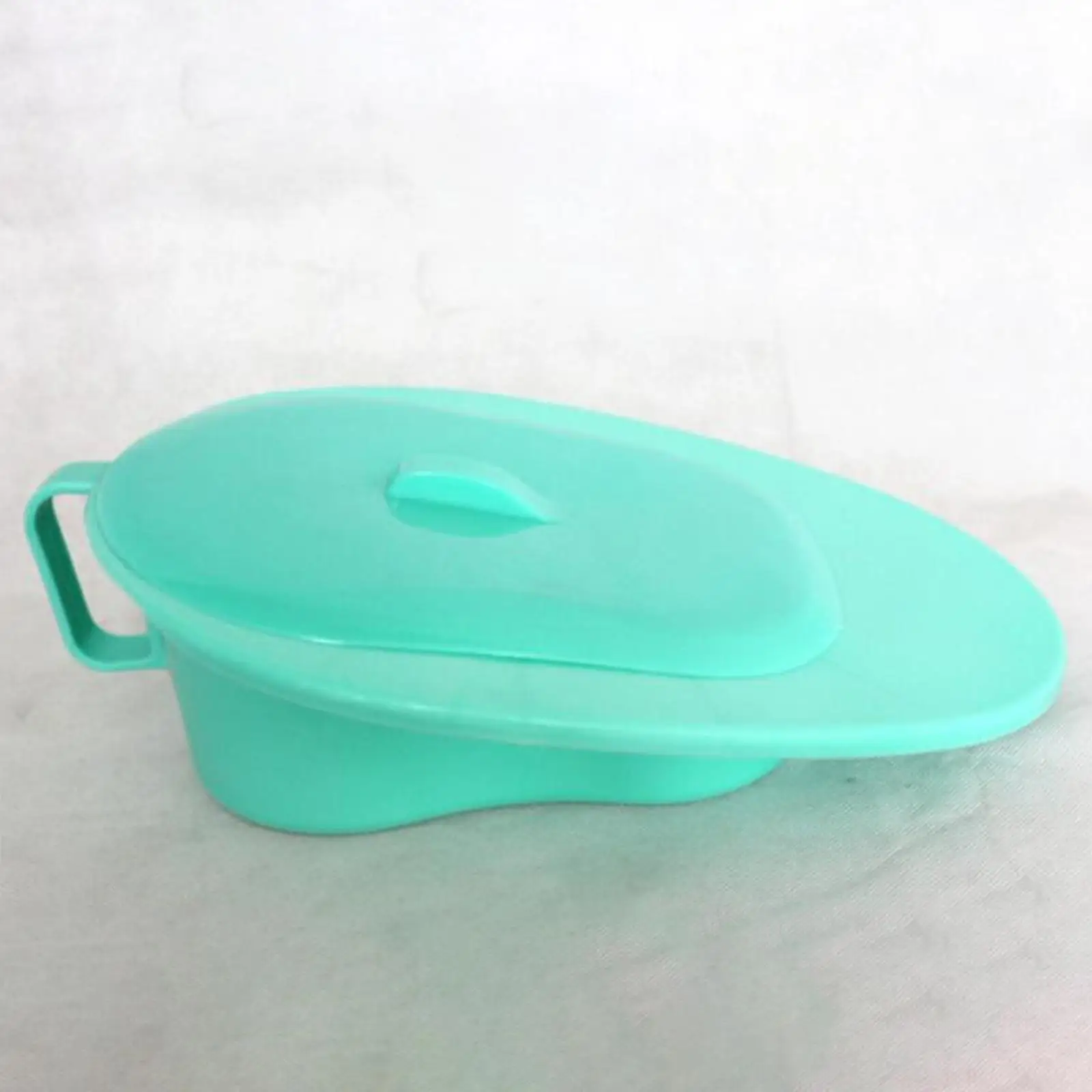 Thick Bedpan with Handle Easily to Clean Heavy Duty Emergency Device Load Bearing Bed Pan Portable Toilet for Old Man