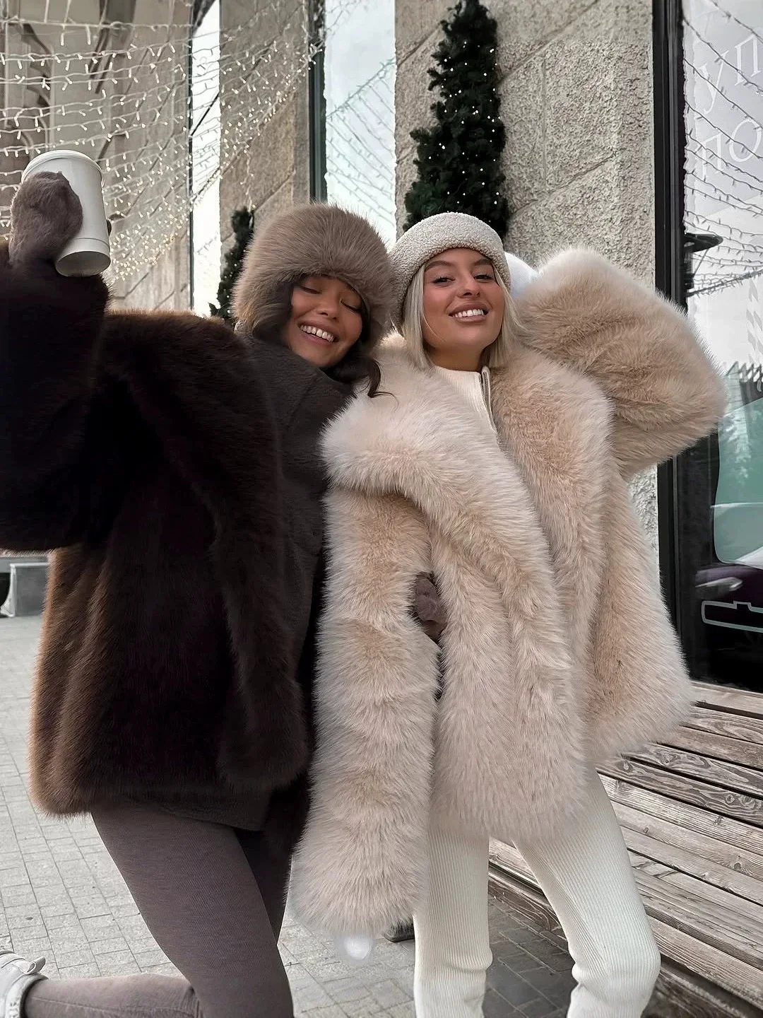 2026 Winter Fluffy Faux Fur Jackets Women Overcoats Chic Thick Faux Fox Fur Coat Girls Fashion Collar Coat Outerwear