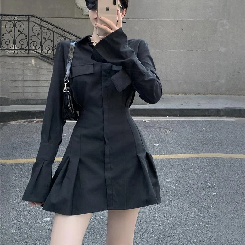 Abito camicia nera Y2K abito donna elegante Vintage manica lunga abito gotico Sexy con colletto rovesciato abito plissettato Casual Streetwear Robe