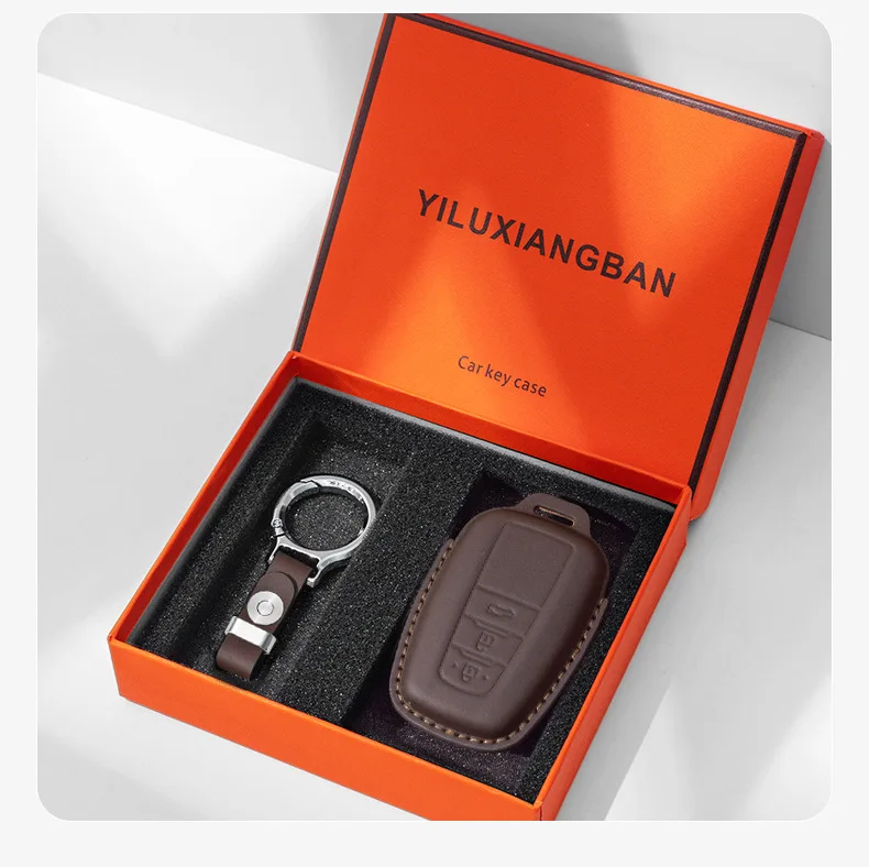 For Toyota IZOA Car Key Cover First-layer Cowhide High-end Key Case Buckle for Men and Women Interior