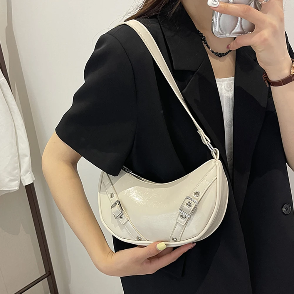 ผู้หญิง PU กระเป๋าใต้วงแขน Y2K กระเป๋าถือกระเป๋าถือขนาดใหญ่ความจุย้อนยุคกระเป๋าสีทึบสายรัดปรับระดับได้สำหรับเดินทางกลางแจ้ง