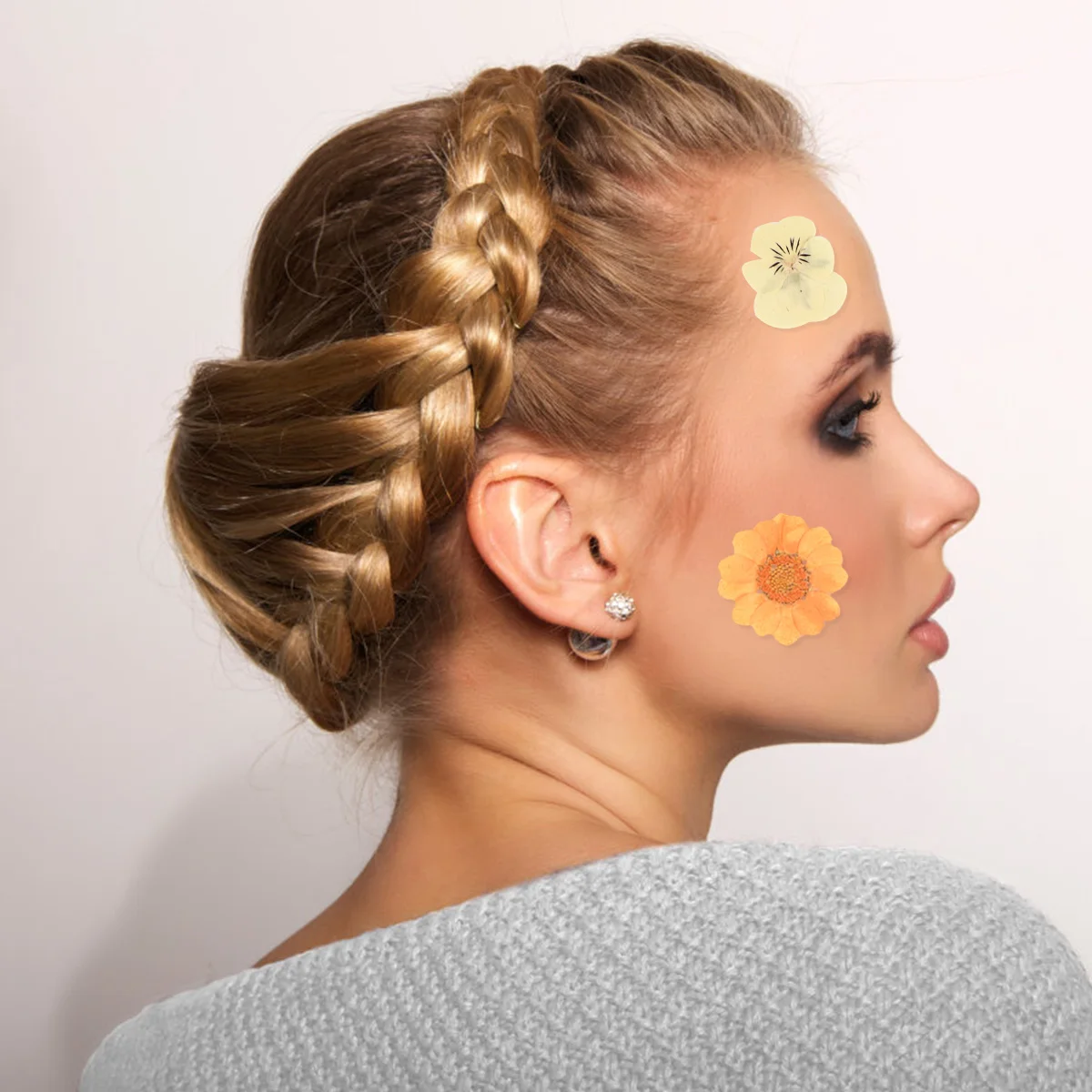 

40 Pcs Dried Flowers Crafts Elegant Pressed Material Pack Fade Less Floral Decorations Christmas Weddings Parties