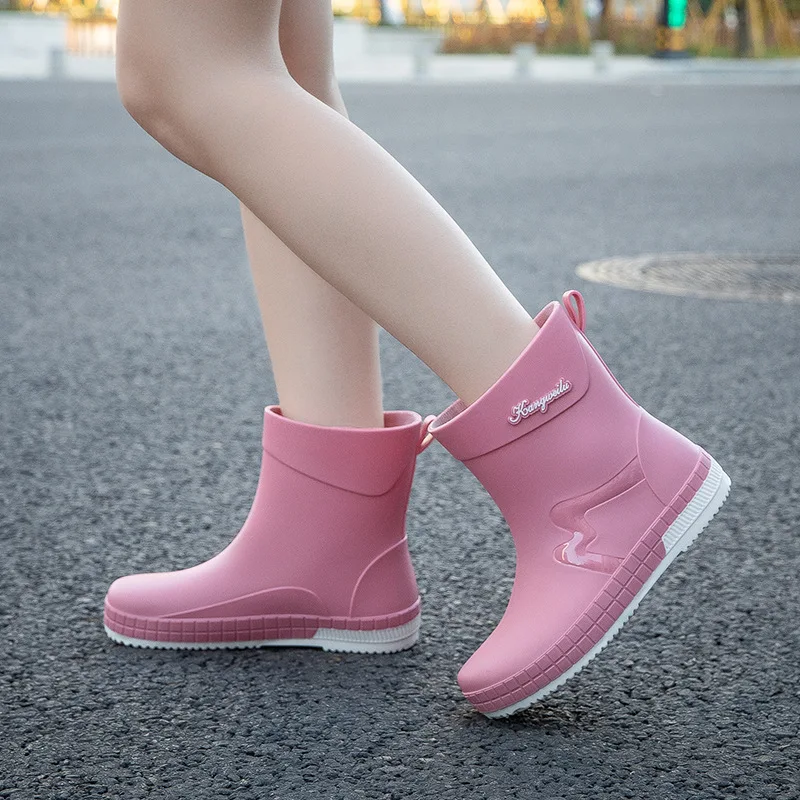 

Women's Fashionable Mid-calf Water Shoes Comfort Outer Rain Boots Waterproof Non-slip Rubber Shoes Adult Lightweight Overshoes