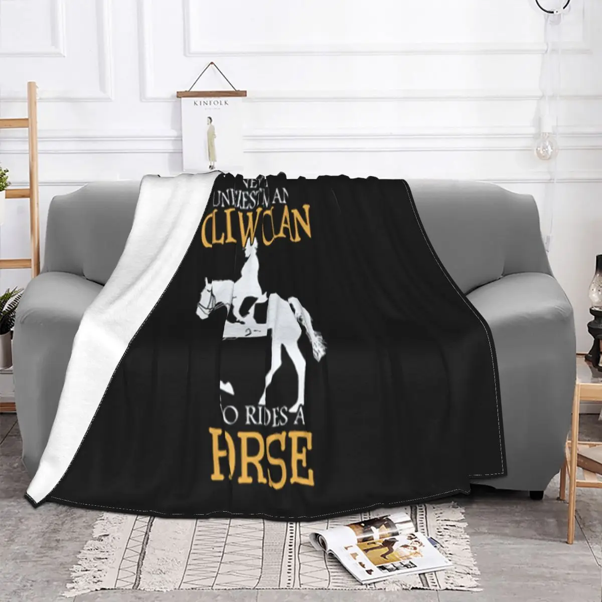 Never Underestimate An Old Woman Who Rides A Horse Design Casual Fitness Slogan Party Newest Throw Blanket