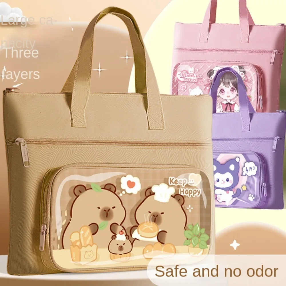 3 ชั้น Capybara Tote กระเป๋านักเรียนขนาดใหญ่ความจุมัลติฟังก์ชั่น Capybara Tutorial กระเป๋าแบบพกพามือถือการ์ตูน A4 แฟ้มกระเป๋า