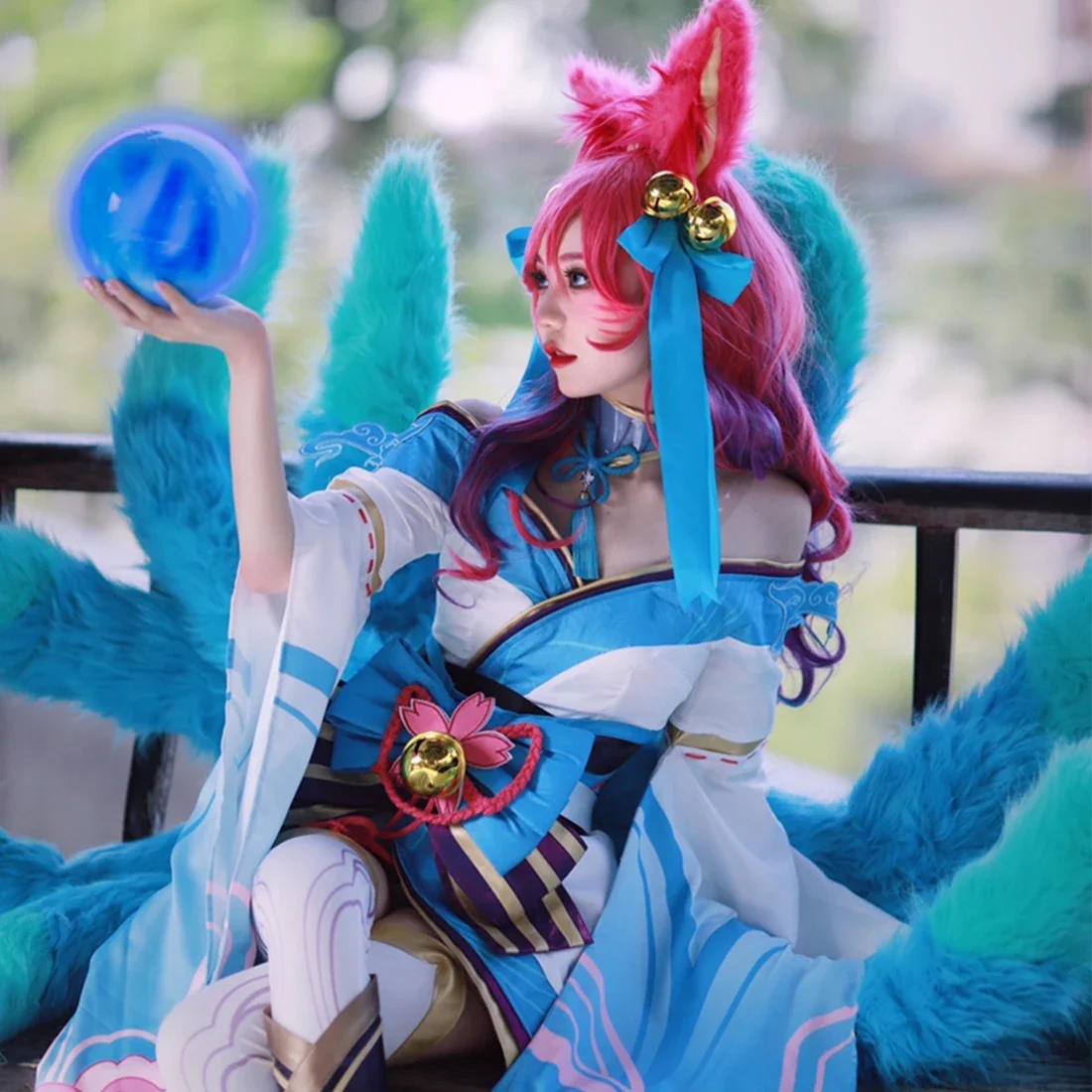 Legendarna gra online League The Nine Tailed Fox Ahri Cos tail