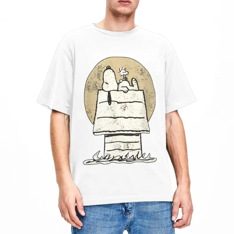 2025 Peanuts Snoopy Woodstock Doghouse T-shirt da uomo T-shirt in cotone estetico Estate traspirante Harajuku Tees Top oversize economici