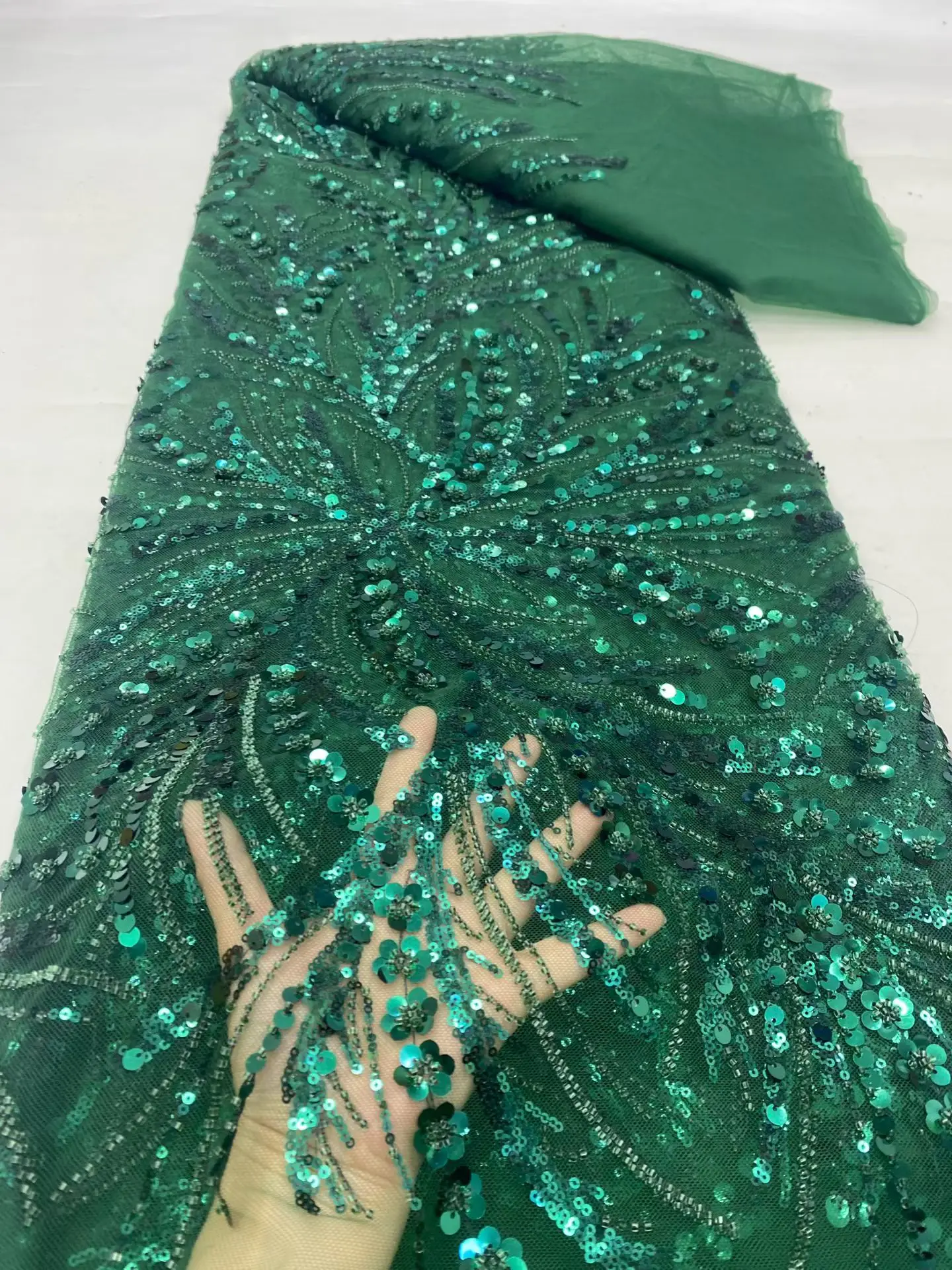 

2026 African Nigerian High-Quality Sequins Tulle Lace Fabric for Prom Dresses Beads Embroidery Sewing Net Cloth 5Yard DP0497