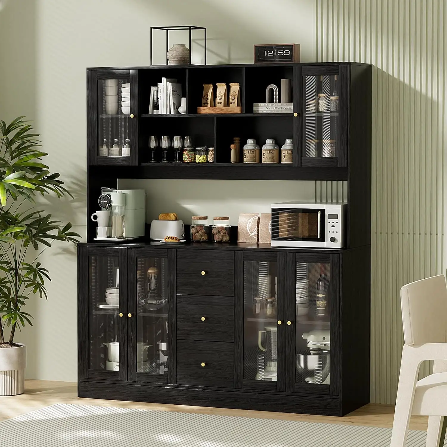 Large Kitchen Hutch…