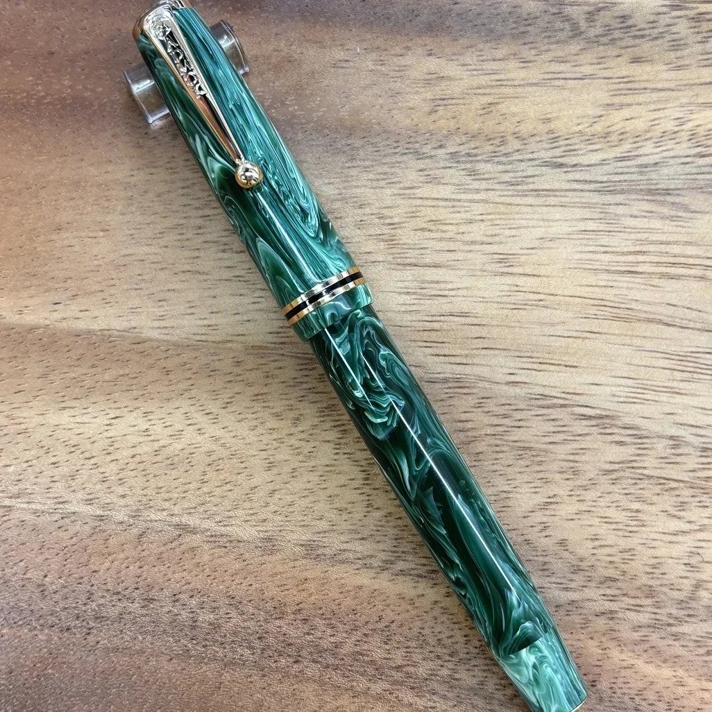 Hot ADMOK 28 Acrylic Classic Replica Gold Star 28 Fountain Pen No.6 Schmidt Nib Water Piece Button To Ink Business Writing Gifts