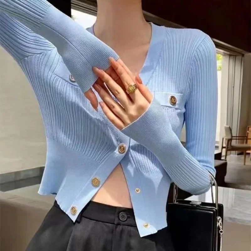 2024 Early Autumn Small Fragrant Wind Korean Light Luxury French Chic Knitted Cardigan Temperament with A Thin 100 Top Women