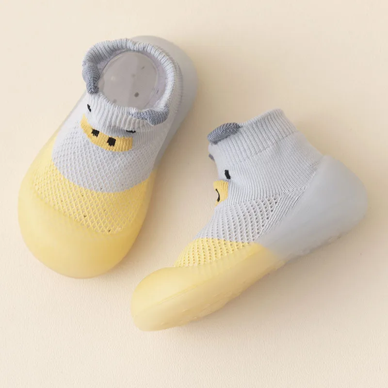 Yibubu-Chaussures de bébé à l'offre elles souples, chaussures d'intérieur pour tout-petits, chaussettes de sol respirantes en maille, chaussettes mignonnes à la mode