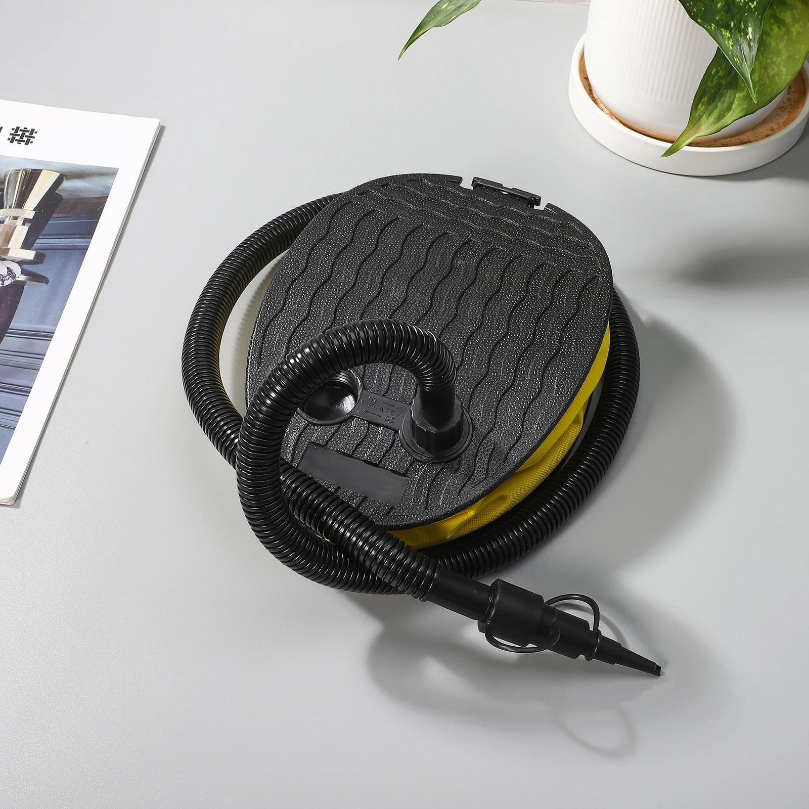 

Bellow Foot Pump Inflator for Yoga Ball Sleeping Air Bed Camping Pad Mat Mattress Fast Inflate Deflate Portable Bellows Pump No