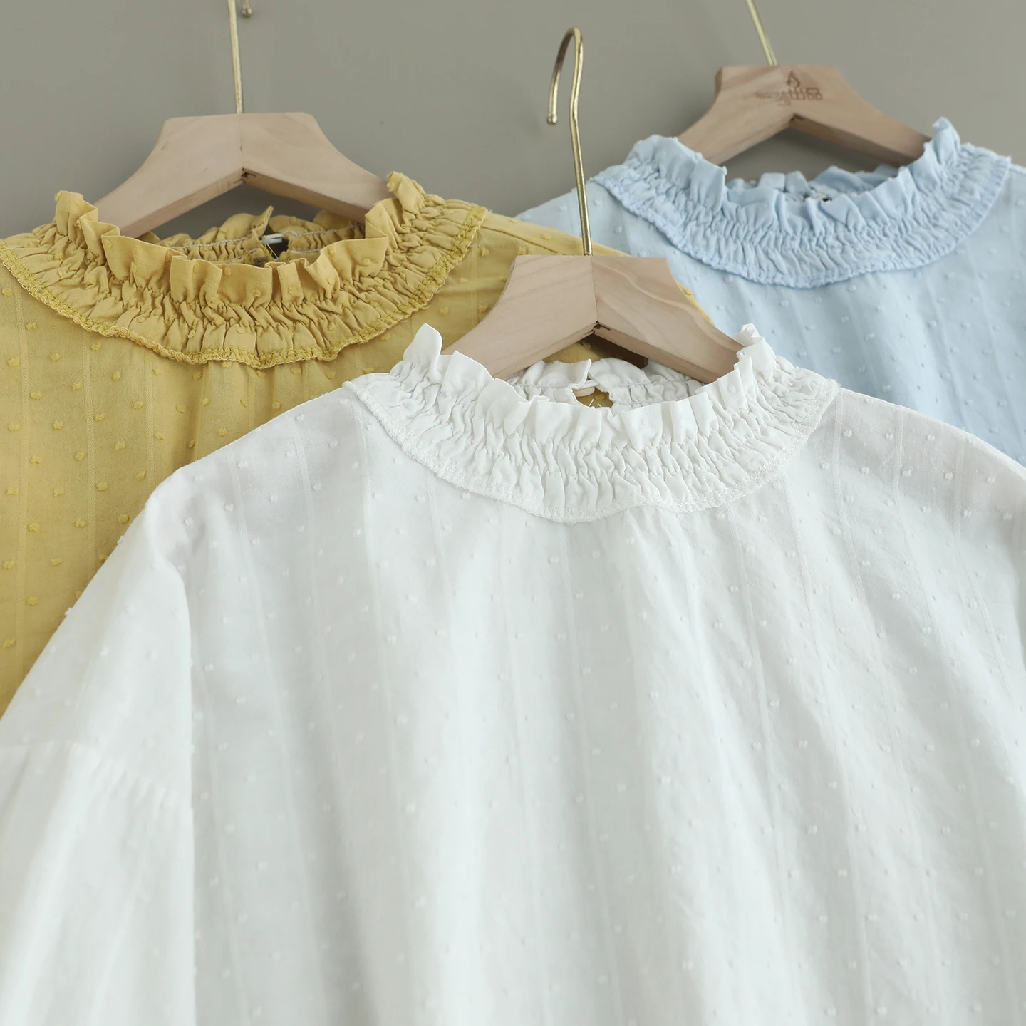 和菓子森ガール無地食用樹菌綿シャツ女性秋スタンドカラー長袖カジュアルブラウストップス