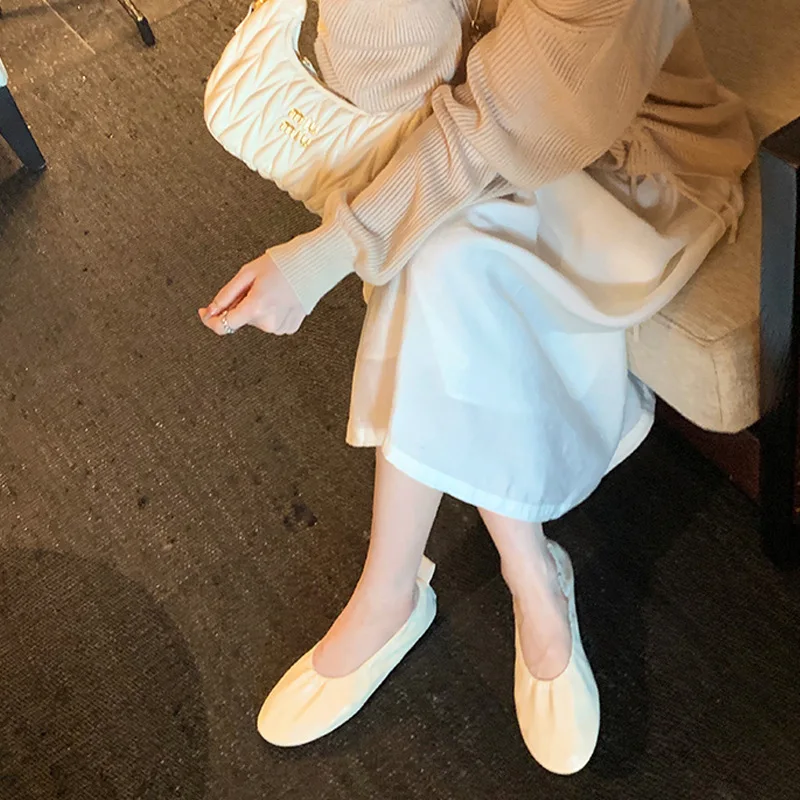 Round Toe Leather Casual Flats Women Elastic Band Slip On Loafers Soft bottom Flat Heel Ballerina Shoes Comfortable Fashion