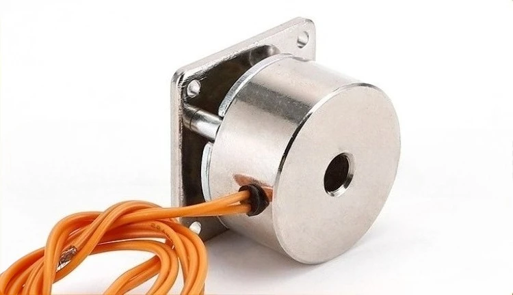 الكهرومغناطيسي 12 فولت/24 فولت مربع 42 مللي متر محرك متدرج فرامل ميكانيكية تعمل بنابض