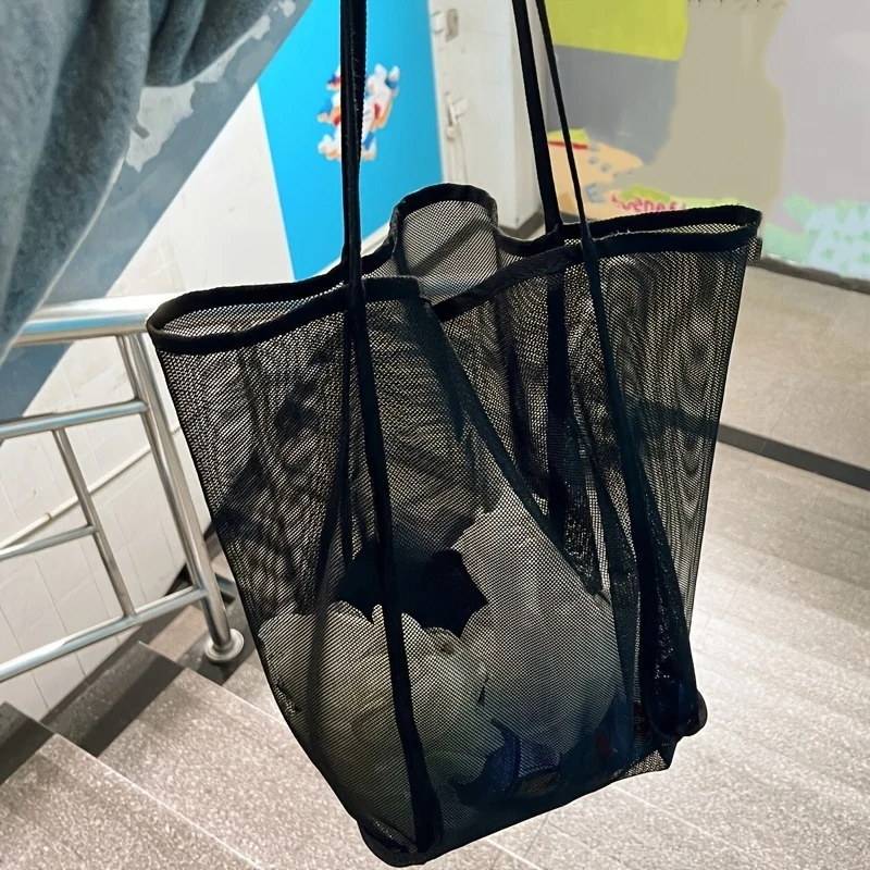 1 Large Capacity Solid Color Mesh Shoulder Bag - Beach Storage Bag, Summer Travel Toiletry Bag, Shopping Tote Bag for Outings
