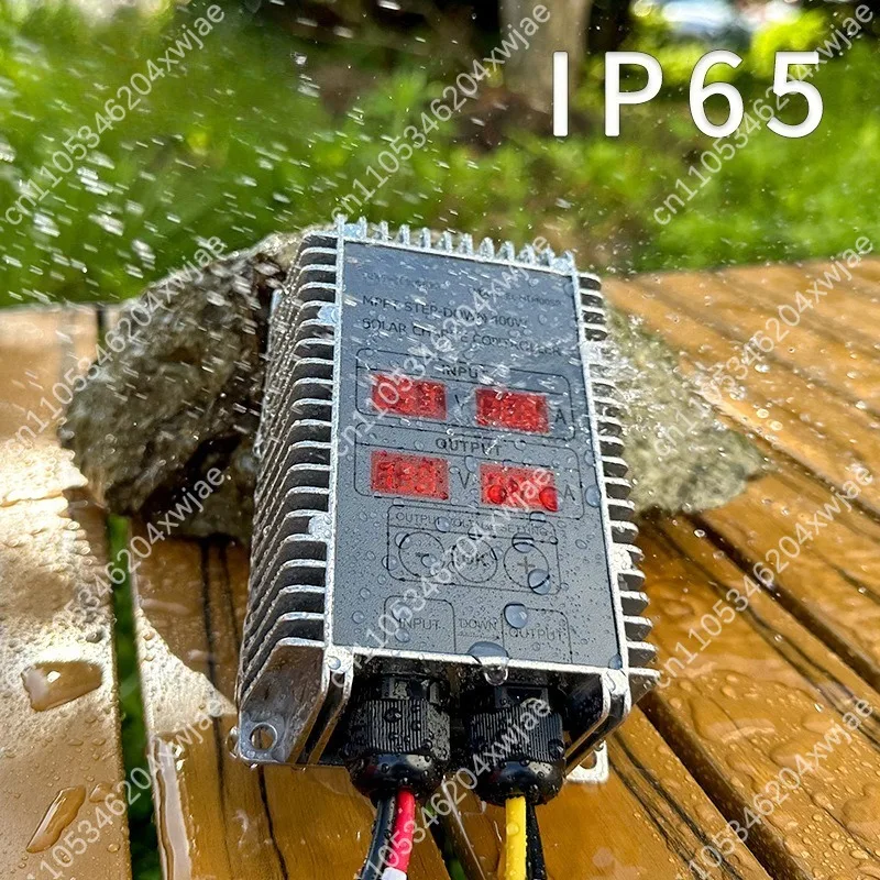 Smart MPPT Solar Regulator 10-30V Wide Input with Digital Screen for LiFePO4 & Lead Acid Battery Efficient Management