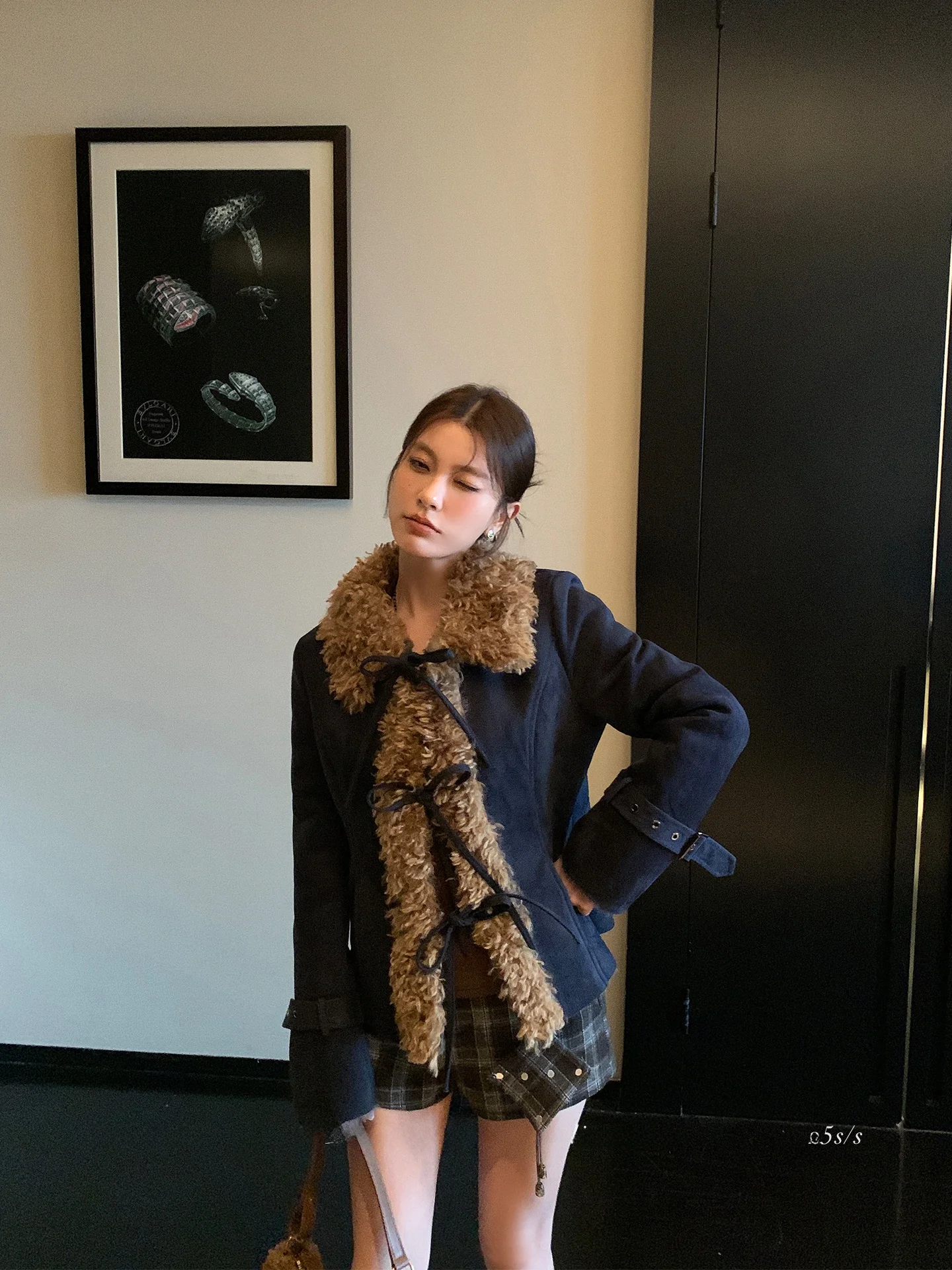 LIONE Castello Gola de pele de camurça vintage cor blo Jaet de couro sintético com cinto feminino ajuste regular casaco longo Sve