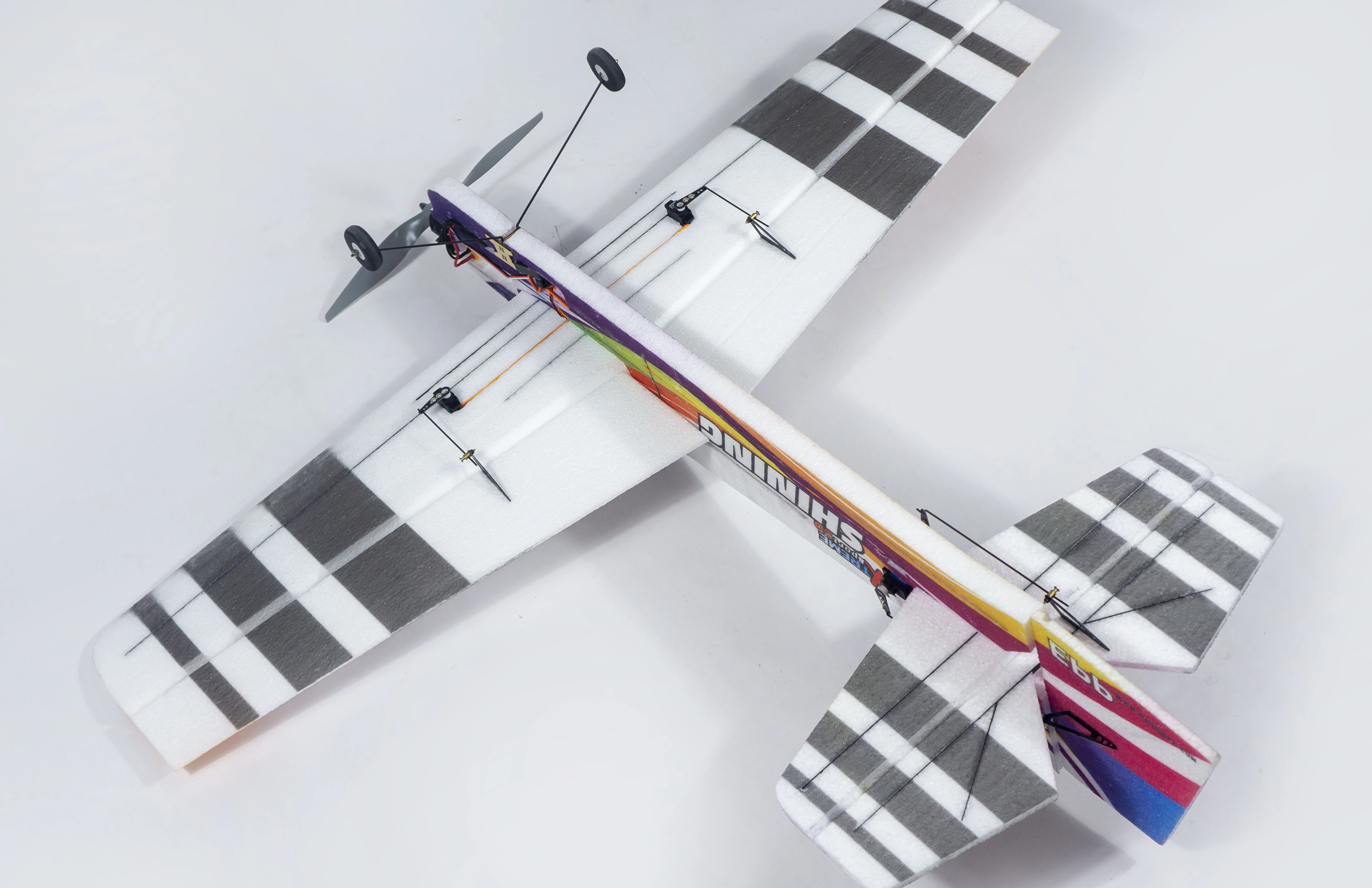 EPP-Schaum 3D RC Flugzeug Modell Glänzende Innen/Außen F3P 980mm Spannweite Fernbedienung Flugzeug Elektrische RC Flugzeug Outdoor Spielzeug – Detail 10