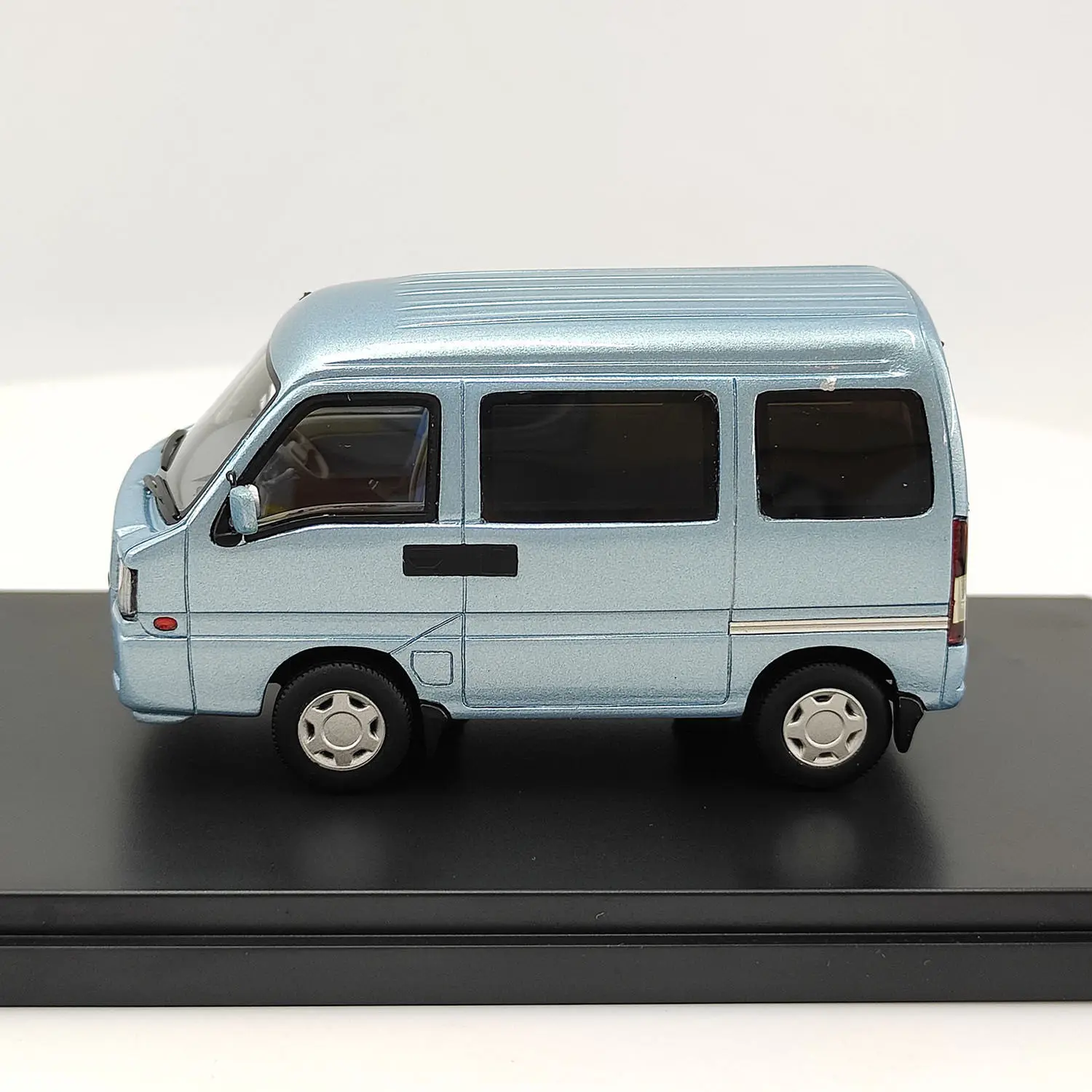 مرحبا قصة 1:43 مقياس سوبارو سامبال فان 2011 نموذج سيارة الراتنج #3