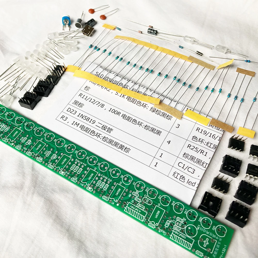 Zestaw lampy USB Audio Spectrum Lampy LED Samochodowe Wskaźnik poziomu głośności Muzyka Wyświetlacz audio Płytka obwodowa DIY Kit