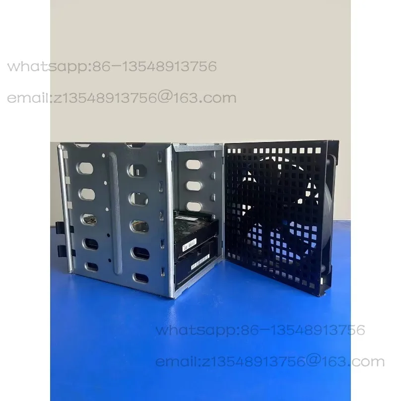 Hard Disk Case 3 CD-ROM Drive to 5-bit 3.5-inch Shock Stand Desktop Outer Case NAS Black Group Glow