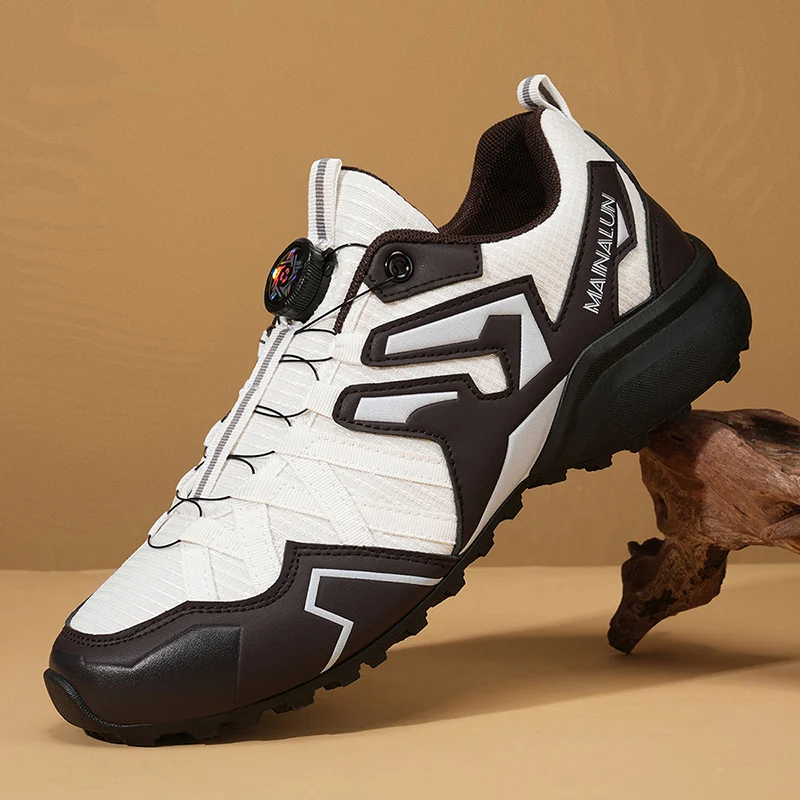 Herrenschuhe, niedrig geschnitten, hervorragende Griffigkeit, bequemes und atmungsaktives Innenfutter, stilvolles Obermaterial, geeignet für Aktivitäten in Innenräumen und im Freien. – Detail 2