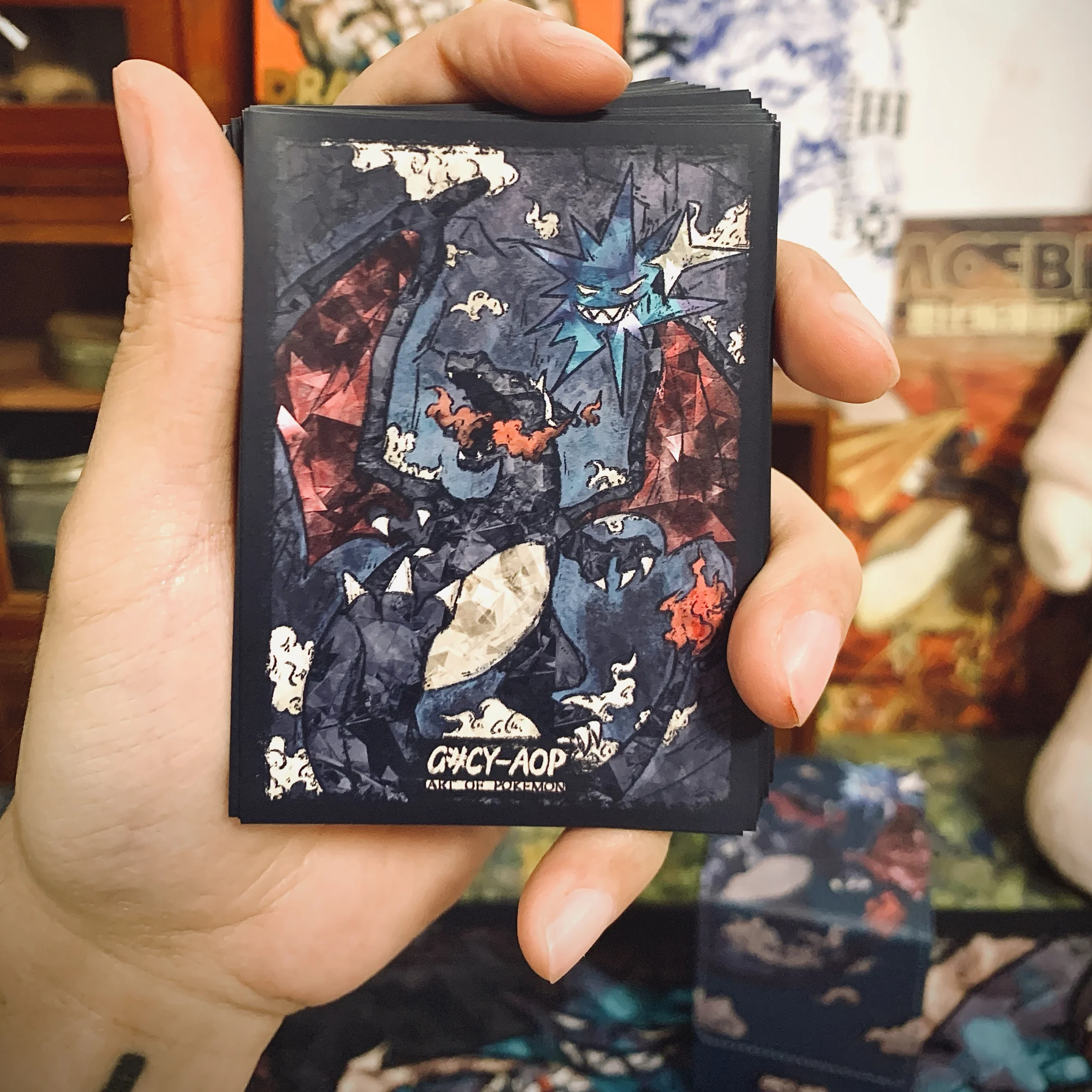 

64 шт./компл. PTCG Charizard рукава для карт DIY Self Made Pokémon титановый кристалл коллекционная карточка размер 66*91 мм