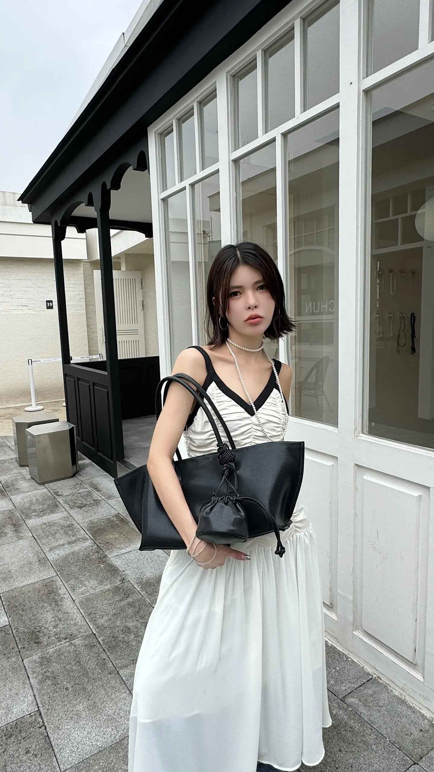 Genuine Grade Cow Leather Women's Shoulder Bags Luxury Designer Brand Ladeis Large Tote Female Fashion Cowhide Underarm Bag New