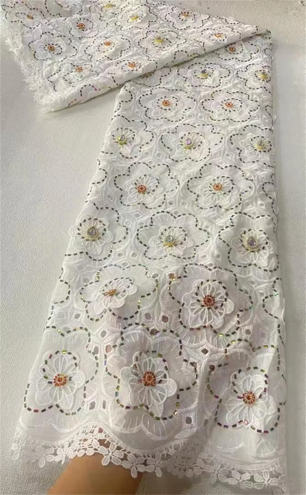 

Новинка 2023 года, африканская кружевная ткань, нигерийский тюль, вышитый свадебный материал, мягкий хлопок, дамасский материал для свадебных платьев, 5 ярдов