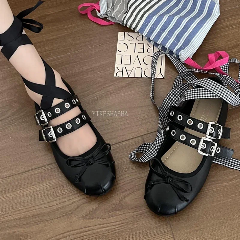 Sepatu wanita nyaman ujung bulat Retro manis desain modis wanita sandal Swallow Bow balet wanita flat