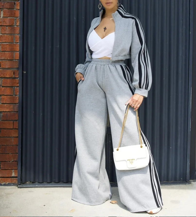 

Women Fleece 2 Piece Sweatshirt Set Long Sleeve Zipper Wide Leg Pants Loose Outfits Winter Fashion Stripe Two Piece Matching Set