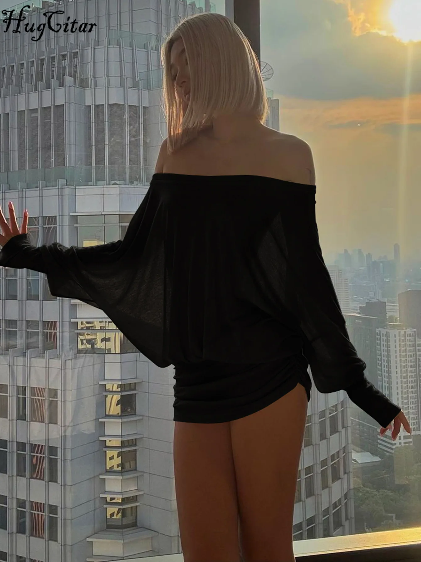 فستان Hugcitar النسائي ذو الرقبة المائلة وأكمام طويلة مثير كبير الحجم مطوي فستان قصير للخريف والشتاء Y2K ملابس الحفلات والنوادي #5