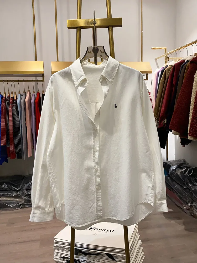 

Женская модная футболка с отложным воротником, простая, удобная, универсальная, хит продаж, с длинным рукавом, чисто белая, с вышивкой в виде маленьких шипов