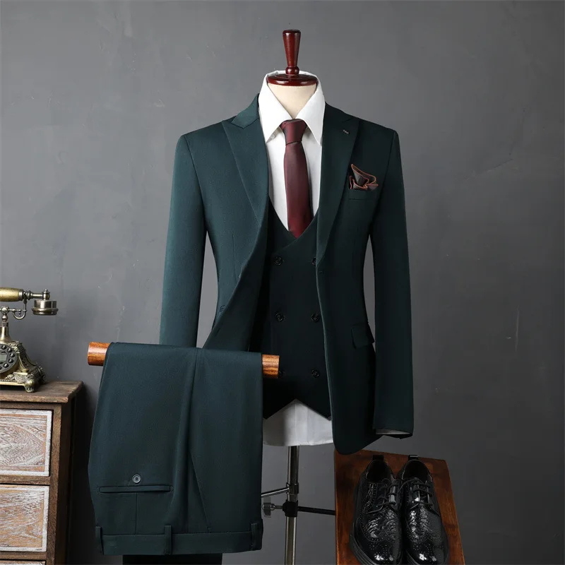 (26) Customized 2024 Suit Men's Formal Fit Two-button Three-piece Groom's Wedding Dress