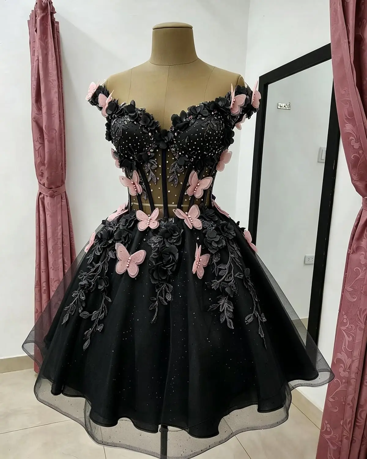 Gothic Dama Dresses with Butterflies Homecoming Dresses 3D Flowers Quinceanera Dresses Short A-line Prom Dresses